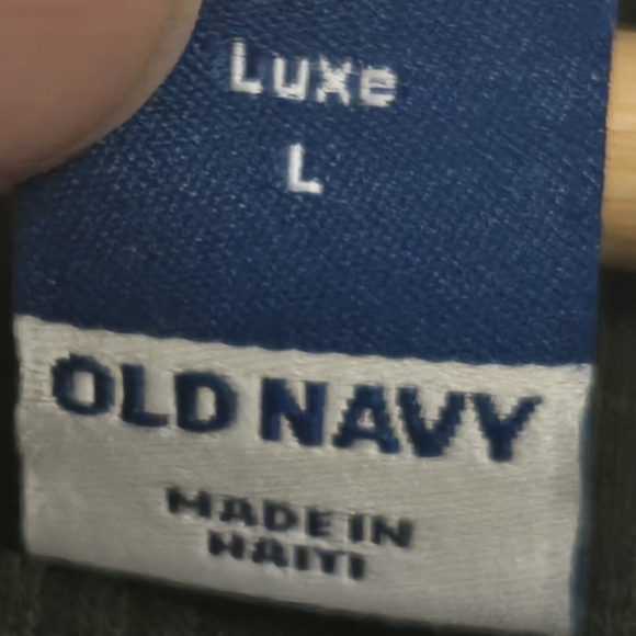 Old Navy V-Neck Top - Picture 4 of 6